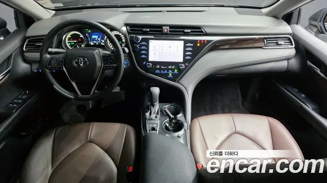 Toyota Camry 2020