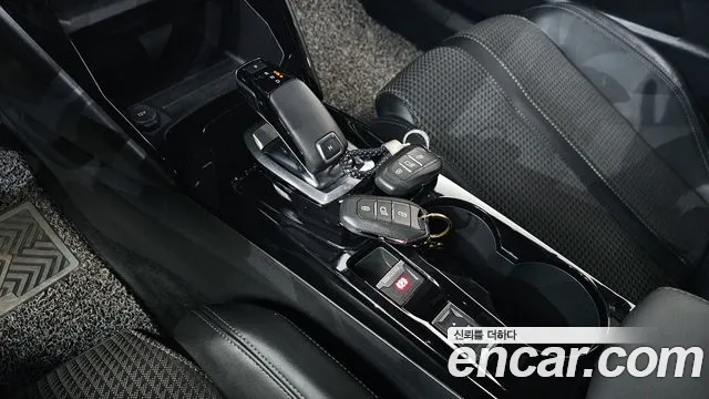 Peugeot 2008 2021