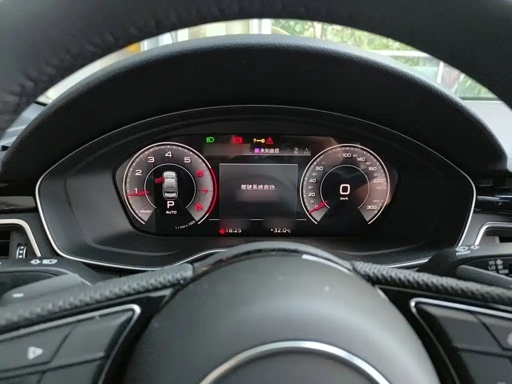 Audi A4 2025