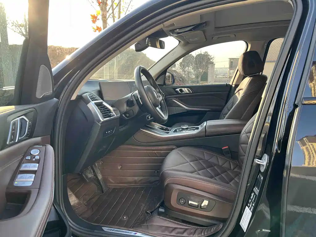 BMW X5 2024