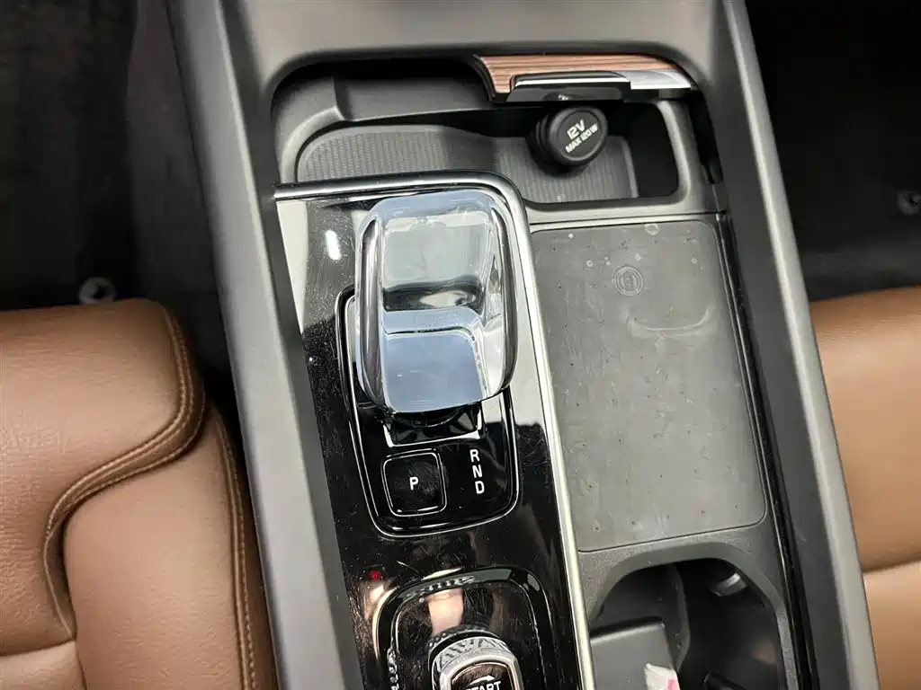 Volvo XC60 2024