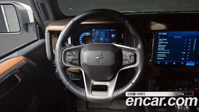 Ford Bronco 2022
