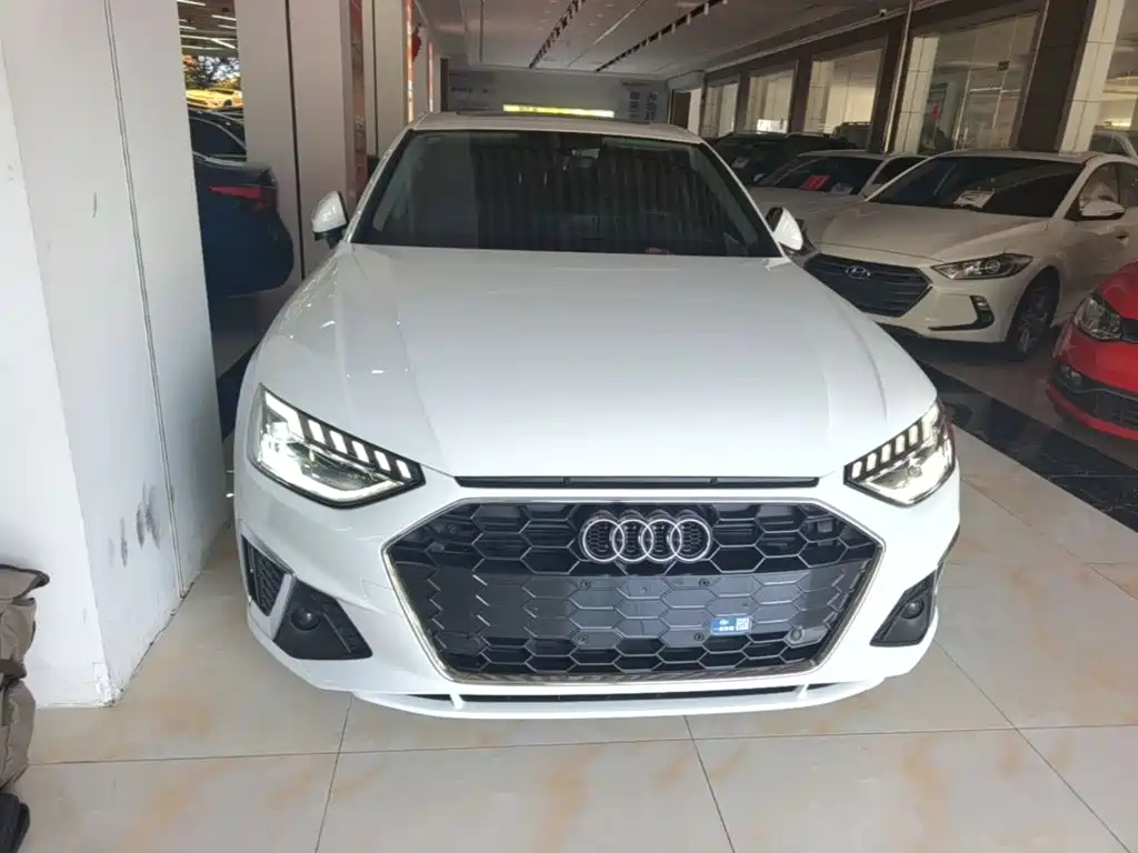 Audi A4 2021