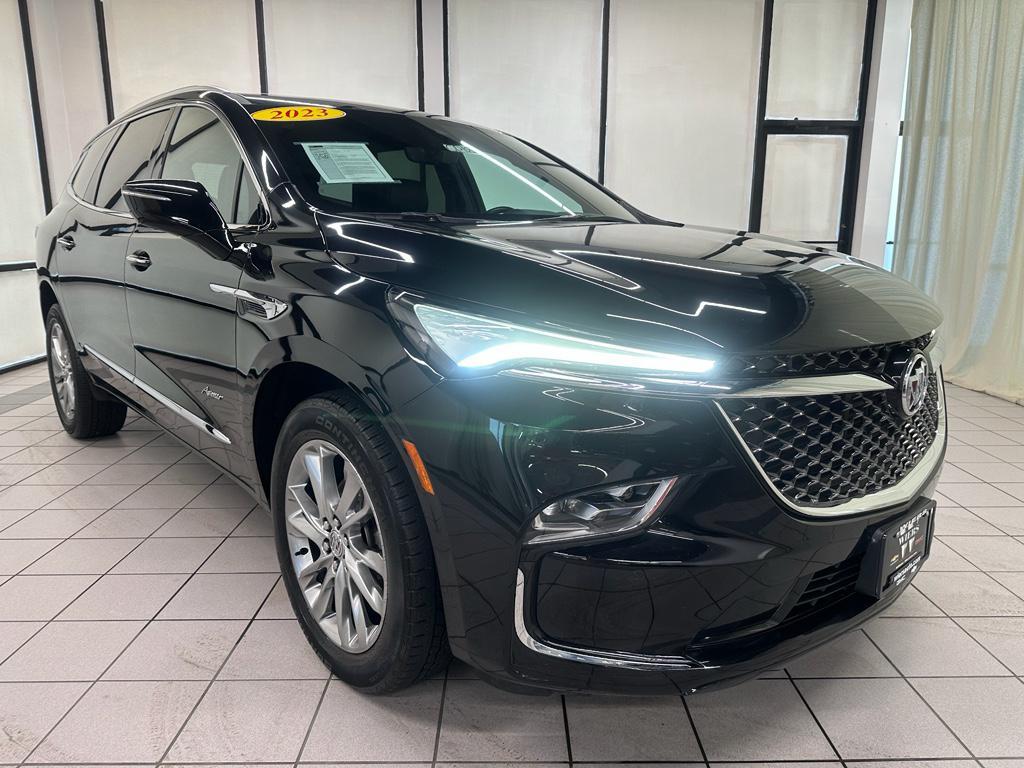 Buick Enclave 2023