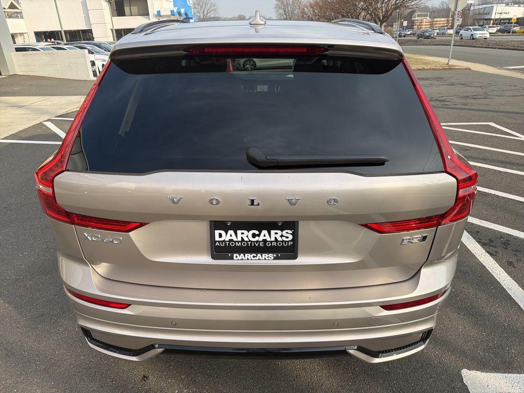 Volvo XC60 2025